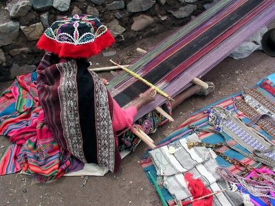 Weaving The Carpet, Sacred Valley