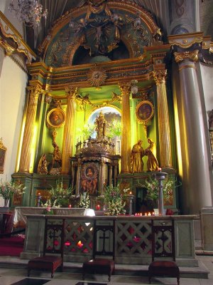 Inside St. Rose's Church, Lima