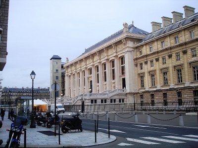 trip le Paris30 Streets off Paris.jpg
