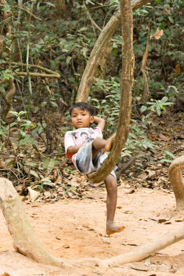 2007.01.24 swinging on a vine