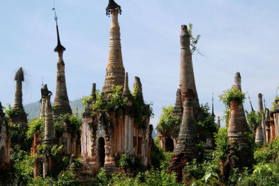 Closer view of the spires at the Shweinntain Pagoda.