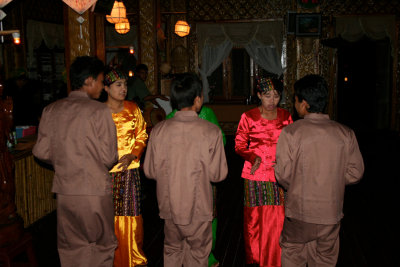 The folk dancing took place at the Paradise Inle Resort where I stayed.