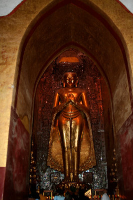 Inside the 46-metre-high temple, there are four very tall Buddhas on the ground floor.