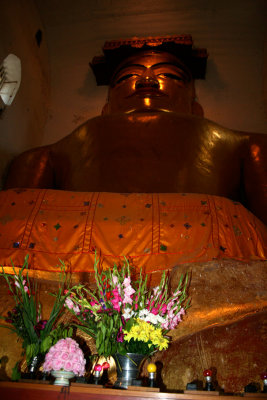 Buddha measuring 14 m. high in the Manuha Temple (built in 1067 by the defeated Mon King Manuha who was a captive of Anawrahta).