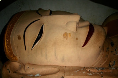 Closeup of Buddha's head.