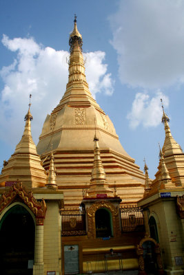 The golden stupa of the Sule Pagoda.