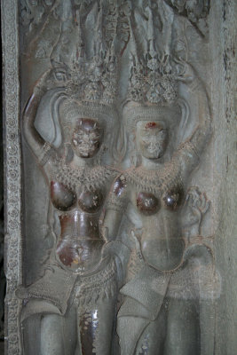 A busty bas-relief inside the temple.