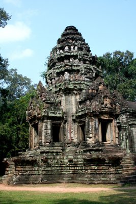 What makes this temple different is that it is a Hindu temple in the Angkor Wat style.