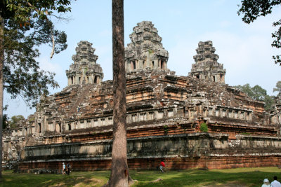 Since the temple was never finished, it is uncarved throughout, giving the walls an unintentionally severe appearance.