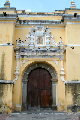 Detail of a beautiful doorway of La Merced.