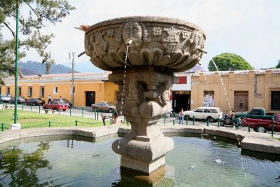 Nice fountain that is next to La Merced.