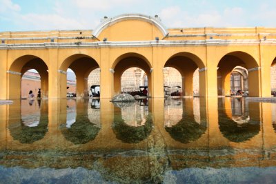 I was intrigued by the reflection of the arches in the water.