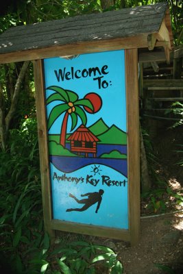Sign for Anthony's Key Resort.