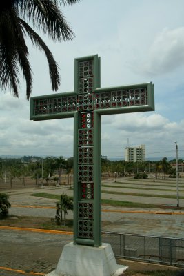 A cross facing Plaza de la Fe Juan Pablo II (Plaza to the faith of Pope John Paul II) in Managua.