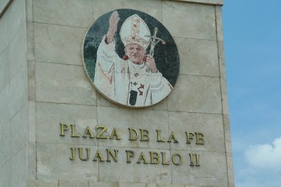 Close-up of picture of John Paul II on the monument.