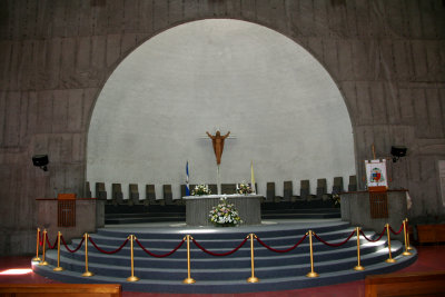 The modern altar of the new cathedral.