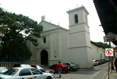 The 16th century Iglesia de San Francisco was the first church built in Tegucigalpa. It has undergone a lot of restoration.