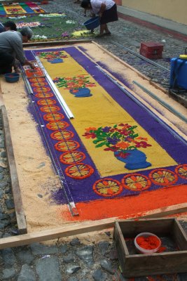 This was one of the more elaborate carpets that I saw on 4a Calle Oriente that day.