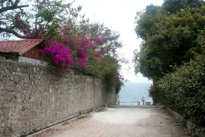 A road in Panajachel leading to the shoreline of Lake Atitlán.