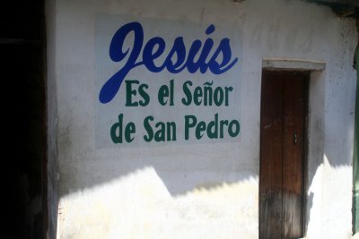 This sign translates that Jesus is the man of San Pedro.