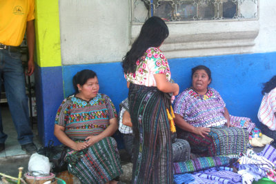 I had to sneak this picture of these Indian women. People became hostile if you took their picture!