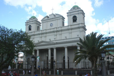 Faade of the Metropolitan Cathedral which was built in 1871 after the original was destroyed in an earthquake.