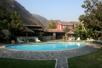 View of the pool of the Hotel Cacique Inn.