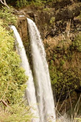 wailua falls
