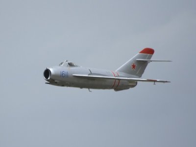 MIG fly-by
