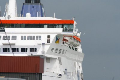 Calais - Pride off Dover