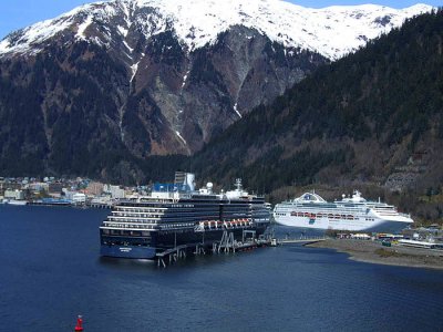 Ships in Juneau harbour