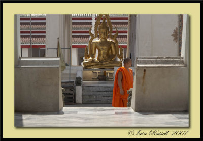 EPV0055-2.jpg Temple monk