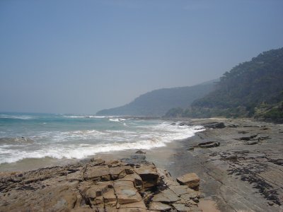 Shipwreck  & beach in between Lorne & Apollo Bay (4).JPG