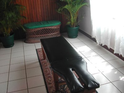 Chiropractic Table - Costa Rica