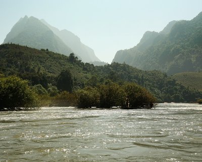 Nam Ou River scenes...IMG_1583_1.JPG