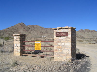 90LakeAmettRoad.JPG