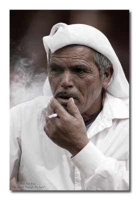 The Smoker, Arad