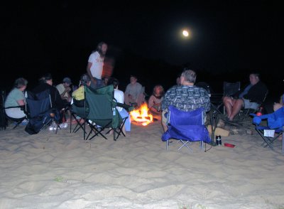 Campfire moon.jpg