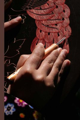 hands - Wood Artist - Li Jiang