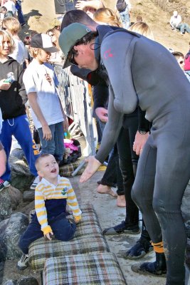 Mel gives a low-five to Ambrose