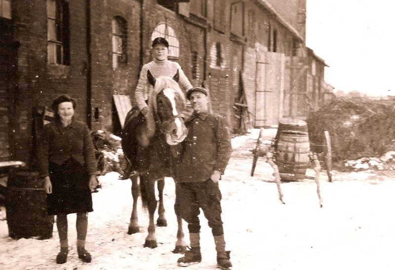 Wolfgang Hldtke (on Horse) with parents