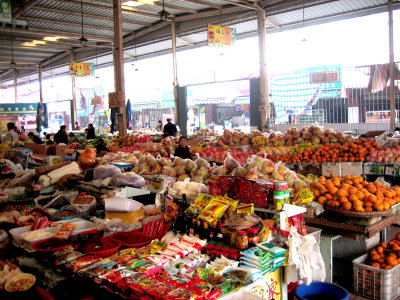 Chendu - neighbourhood market