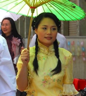 Guilin - A local TV show actress