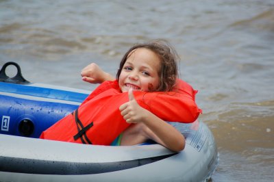 c on raft thumbs up