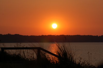 Sun setting bright