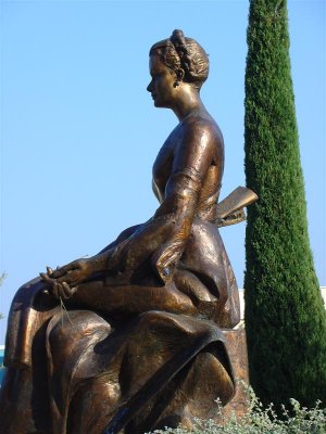 A statue of Princess Grace
