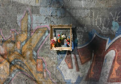 Art frames art