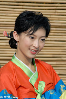 Catherine Chau (周家怡)