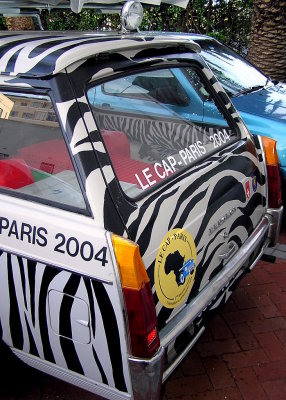 Peugeot 404 La Cap_Paris 2004