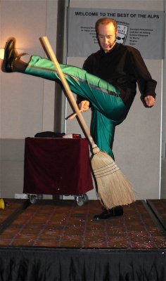 The broom trick at Best of the Alps night
